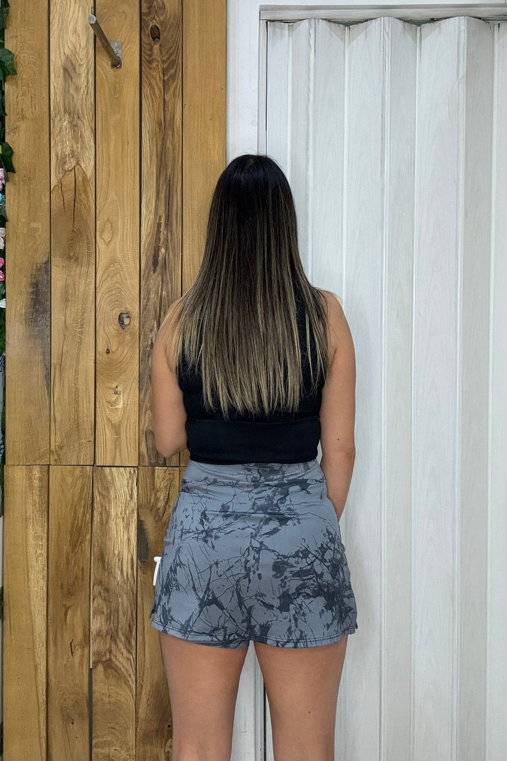 Falda Short Glow Fit - 0101