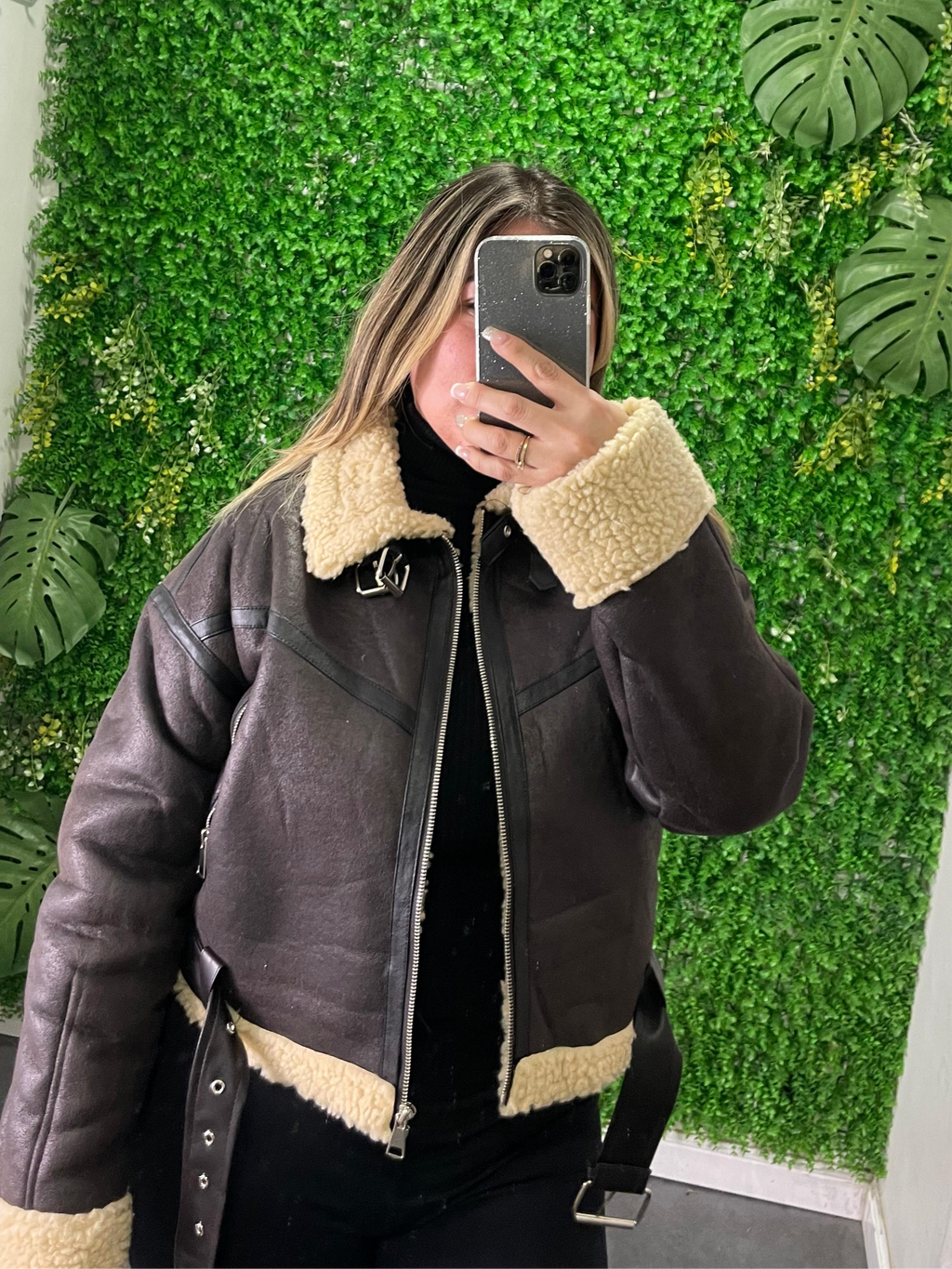 Chaqueta aviadora corta cafe